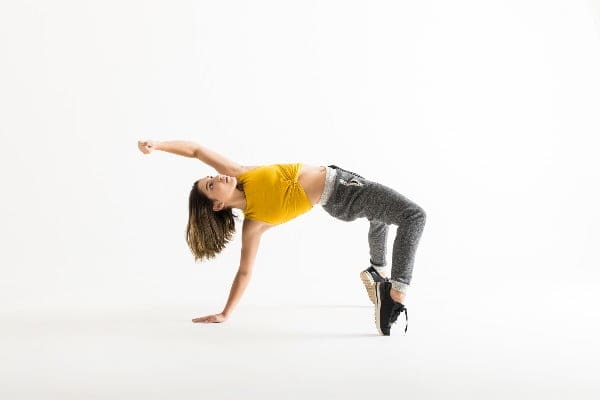 Gymnast with hypermobility